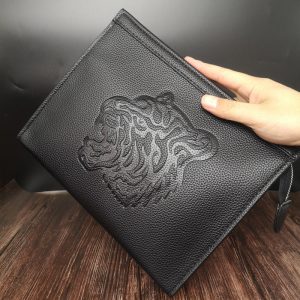 a-tiger-shoulder-bag-tiger-bag-social-spirit-boy-trendy-mans-messenger